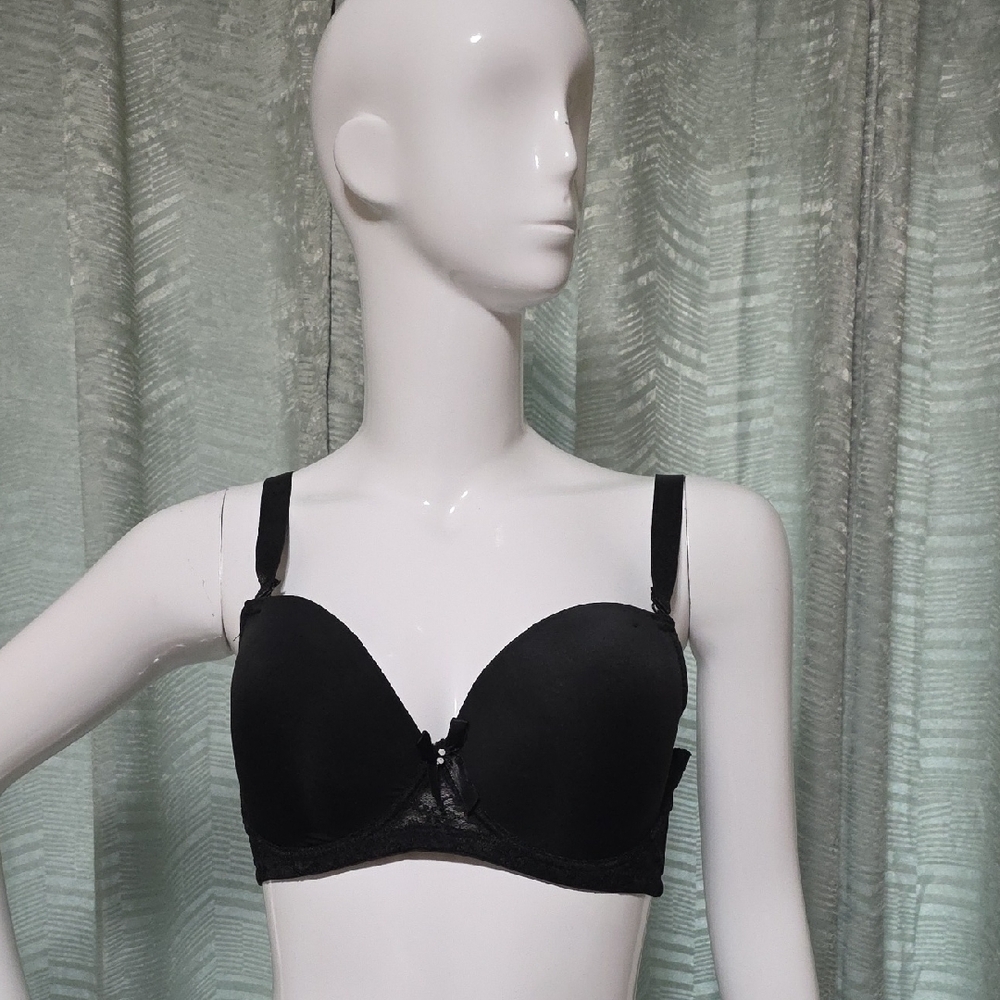 Angelina Black Lace Trim Convertable Bra 2/20$